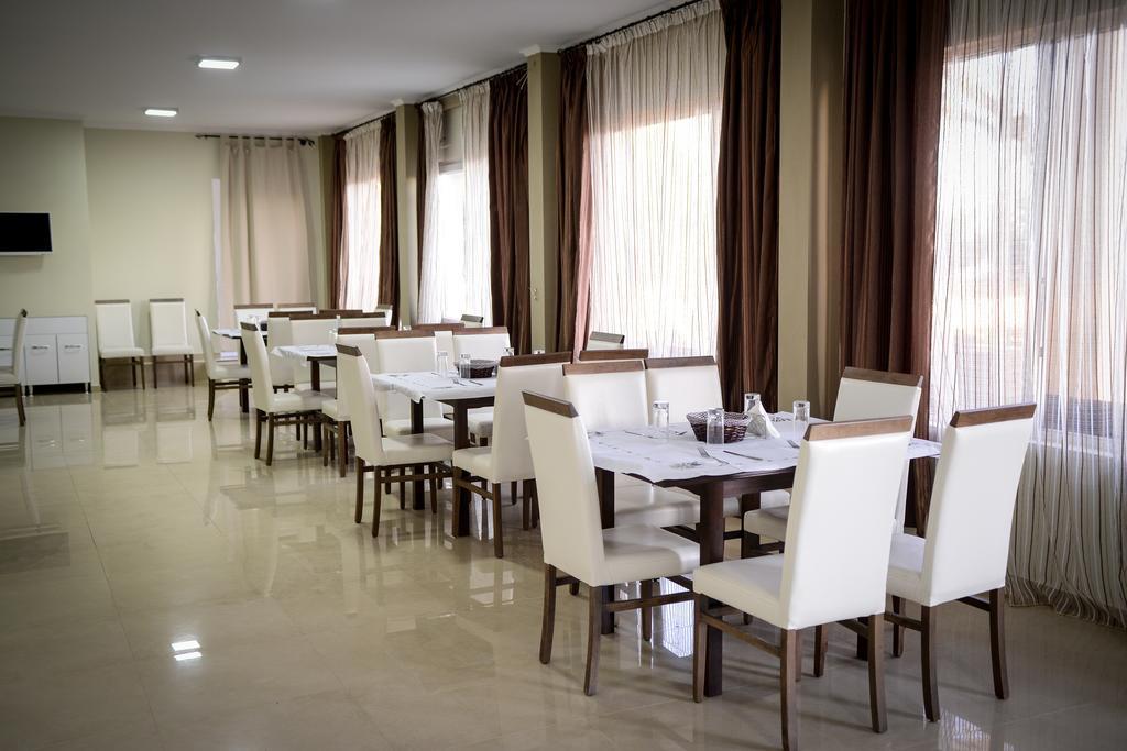 Crown Hotel Nea Skioni Esterno foto