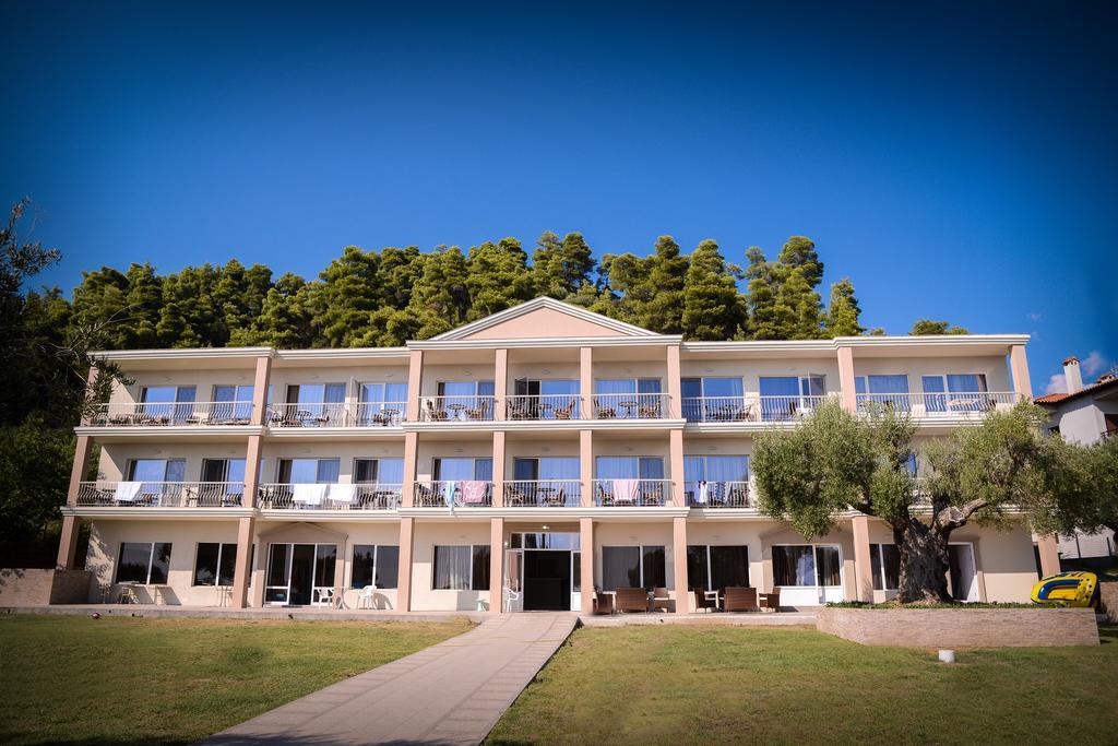 Crown Hotel Nea Skioni Esterno foto