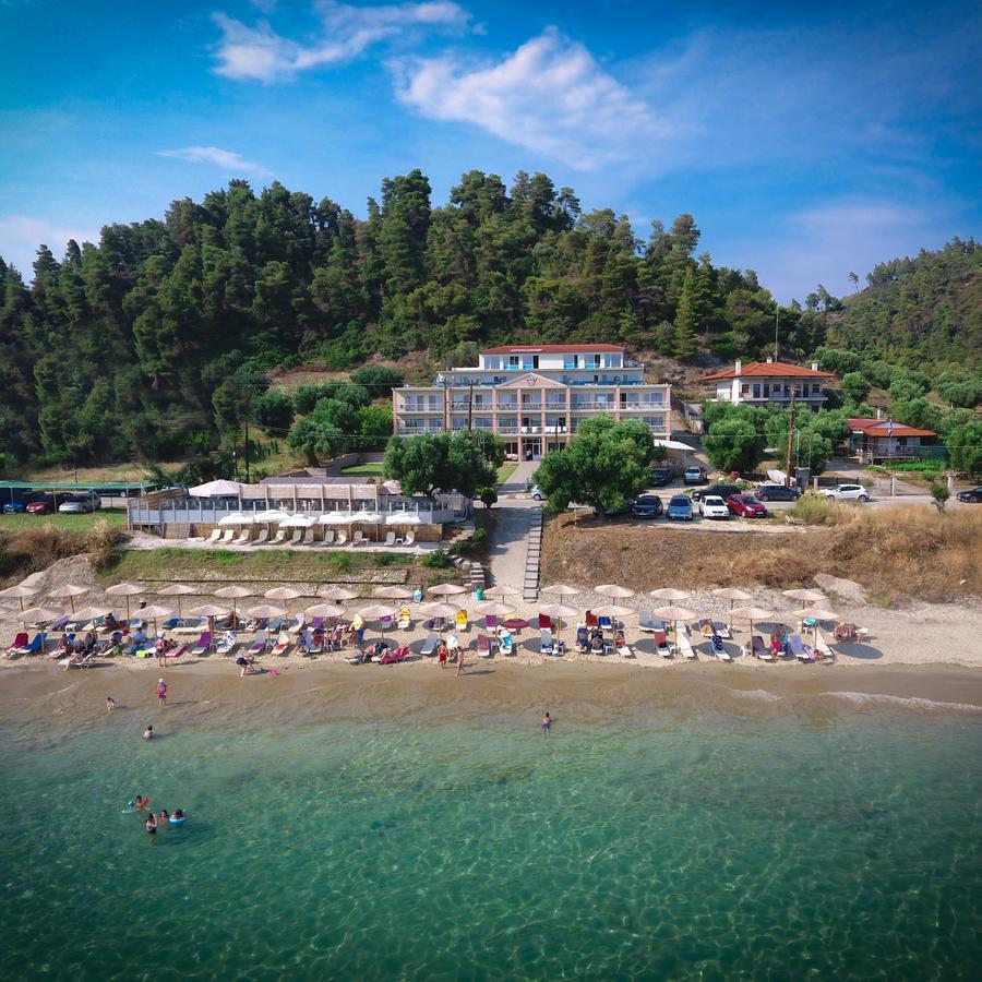 Crown Hotel Nea Skioni Esterno foto